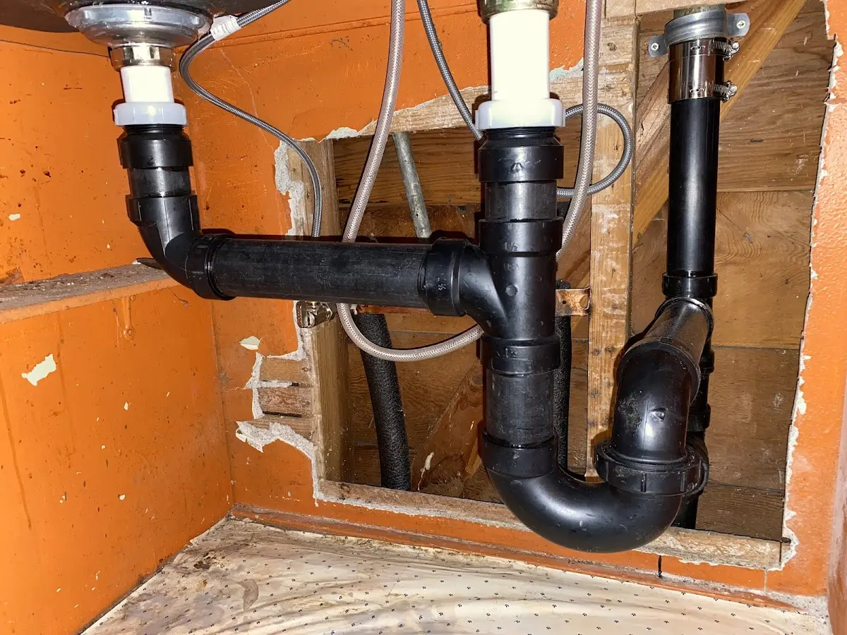 Professional Bathroom Installation equipment and tools on the job in Hawaiian Beaches